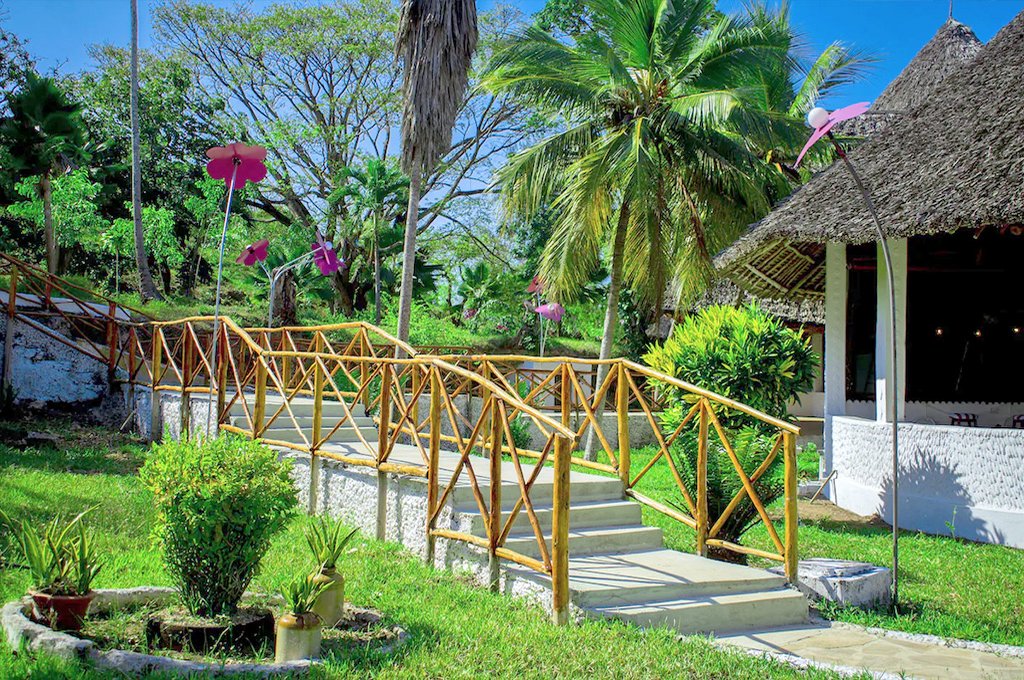 Tanzanie - Zanzibar - Hôtel Antonio Beach Tree House & Spa 4* - Safari 1 nuit