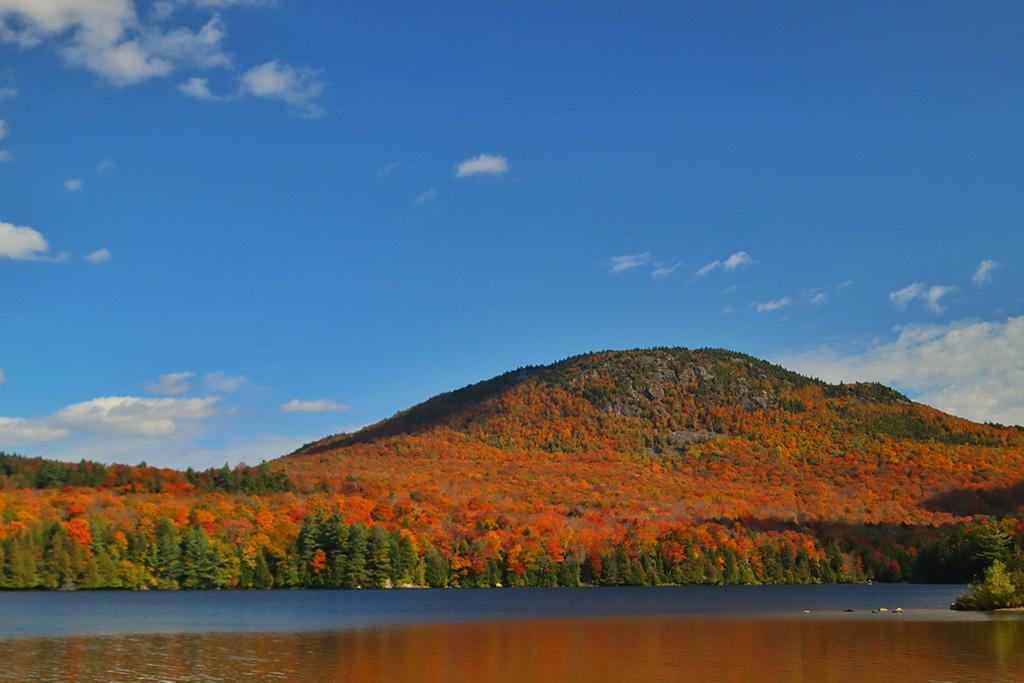 Autotour Québec & Ontario 3* - 8