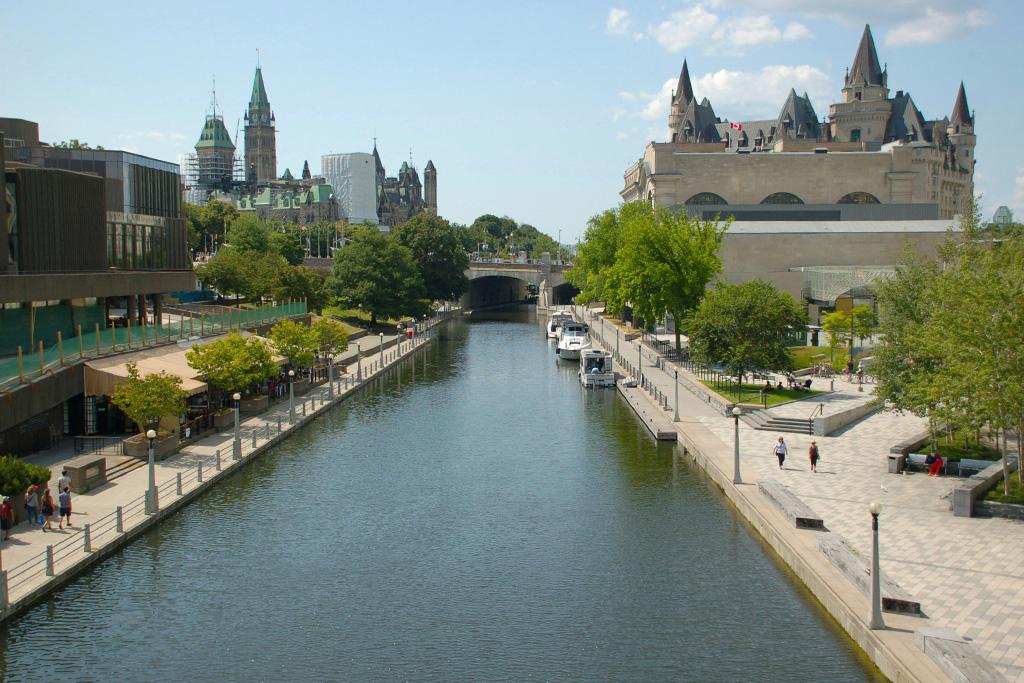 Autotour Québec & Ontario 3* - 11