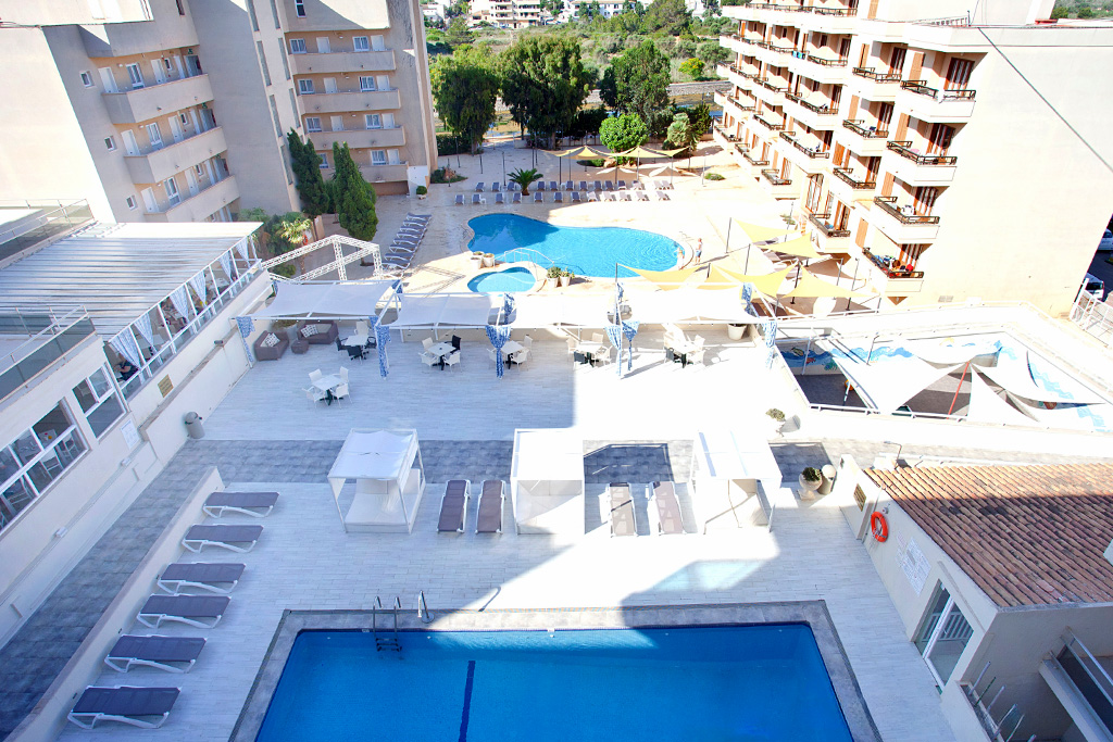 Hôtel & Apartamentos BJ Playamar 2*, Séjour Espagne & ses îles, Baléares, Majorque par Ôvoyages Hôtel & Apartamentos BJ Playamar 2*, Séjour Espagne & ses îles, Baléares, Majorque par Ôvoyages