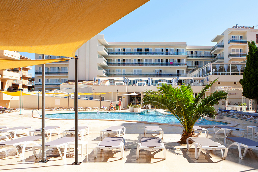 Hôtel & Apartamentos BJ Playamar 2*, Séjour Espagne & ses îles, Baléares, Majorque par Ôvoyages Hôtel & Apartamentos BJ Playamar 2*, Séjour Espagne & ses îles, Baléares, Majorque par Ôvoyages