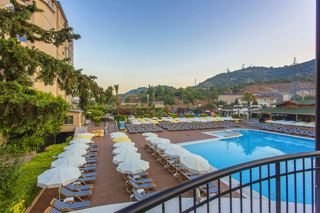 Hôtel Beach Club Doganay 5*, Séjour Turquie, Antalya par Ôvoyages