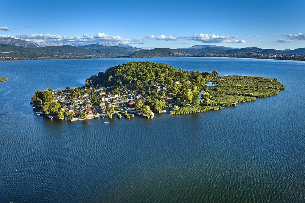 AUTOTOUR CORFOU IOANNINA DELPHES & LES METEORES, Séjour Grèce & ses îles, Corfou par Ôvoyages