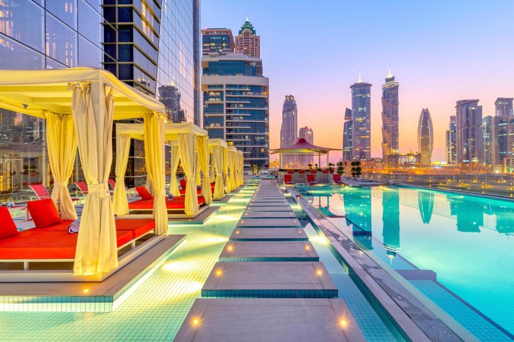 Emirats Arabes Unis - Abu Dhabi - Dubaï - Combiné Radisson Blu Hotel & Resort 5* by Ôvoyages (Abu Dhabi) et Canal Central Hôtel 5* (Dubaï)