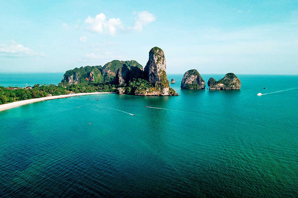 Combiné Ôcity Xperience Bizotel Premier Hotel & Residence 4*, Ôcity Experience Sabai Sabai 4* & Ôclub Experience Novotel Phuket Kamala Beach 4*, Séjour Thaïlande, Bangkok par Ôvoyages