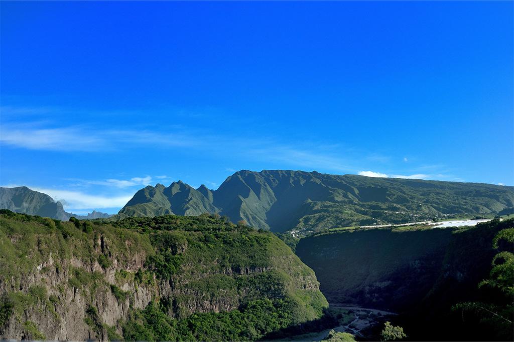 Hôtel Dimitile & Spa 4* by Ôvoyages & Hôtel Akoya & Spa 5* by Ôvoyages, Combiné Réunion par Ôvoyages Hôtel Dimitile & Spa 4* by Ôvoyages & Hôtel Akoya & Spa 5* by Ôvoyages, Combiné Réunion par Ôvoyages