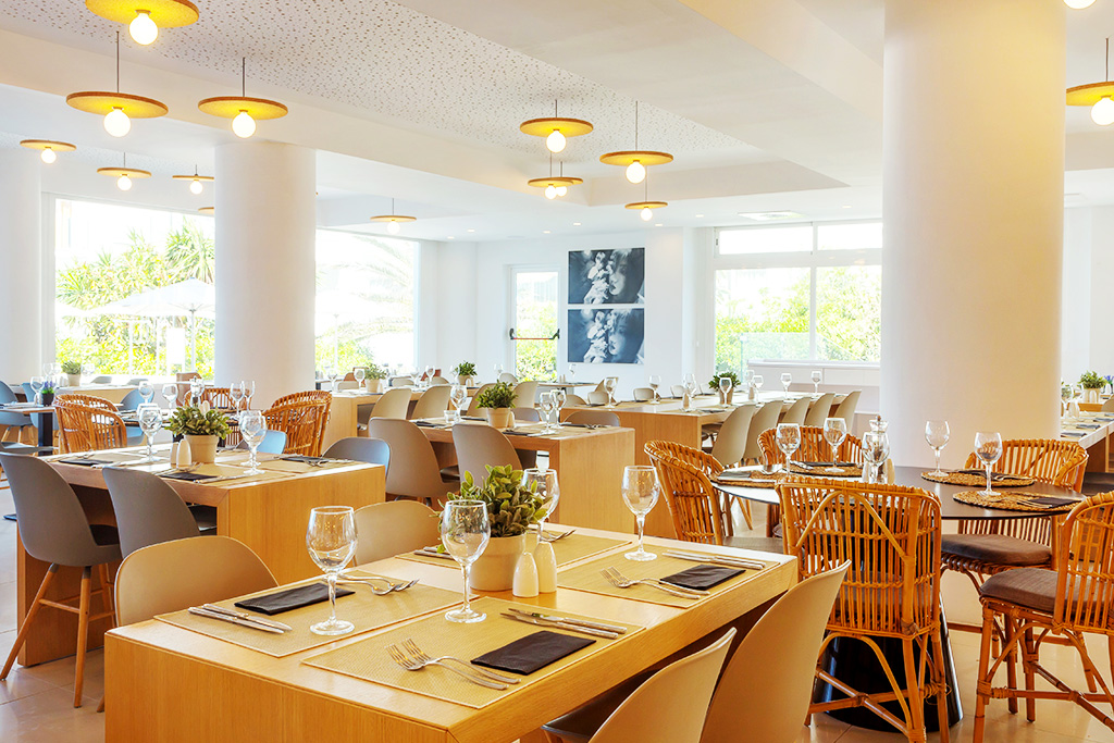 Hôtel HM Tropical 4*, Séjour Espagne & ses îles, Baléares, Majorque par Ôvoyages Hôtel HM Tropical 4*, Séjour Espagne & ses îles, Baléares, Majorque par Ôvoyages