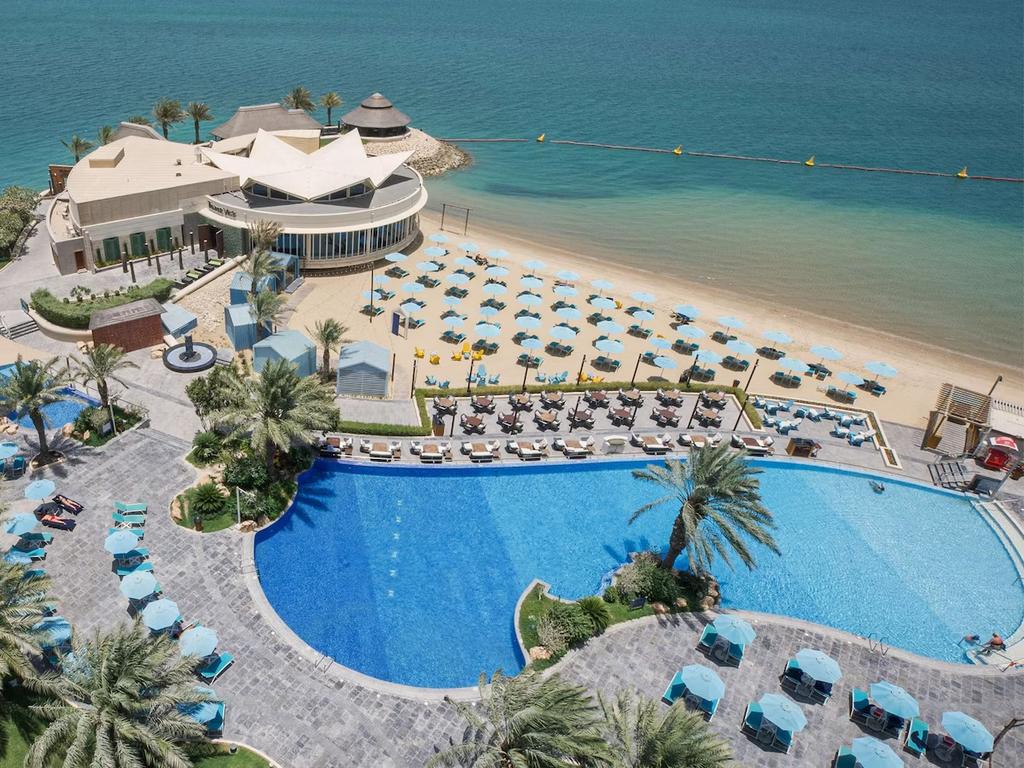 Hilton Doha 5*
