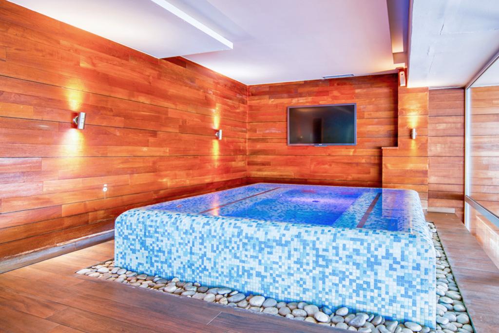 Hôtel Palas 4*, Séjour Monténégro par Ôvoyages Hôtel Palas 4*, Séjour Monténégro par Ôvoyages