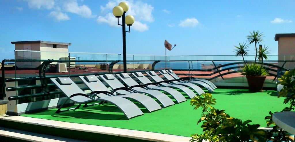 Hôtel Windsor 4* (excursions Joyaux de l'Atlantique incluses), Séjour Portugal, Madère, Île de Madère par Ôvoyages Hôtel Windsor 4* (excursions Joyaux de l'Atlantique incluses), Séjour Portugal, Madère, Île de Madère par Ôvoyages