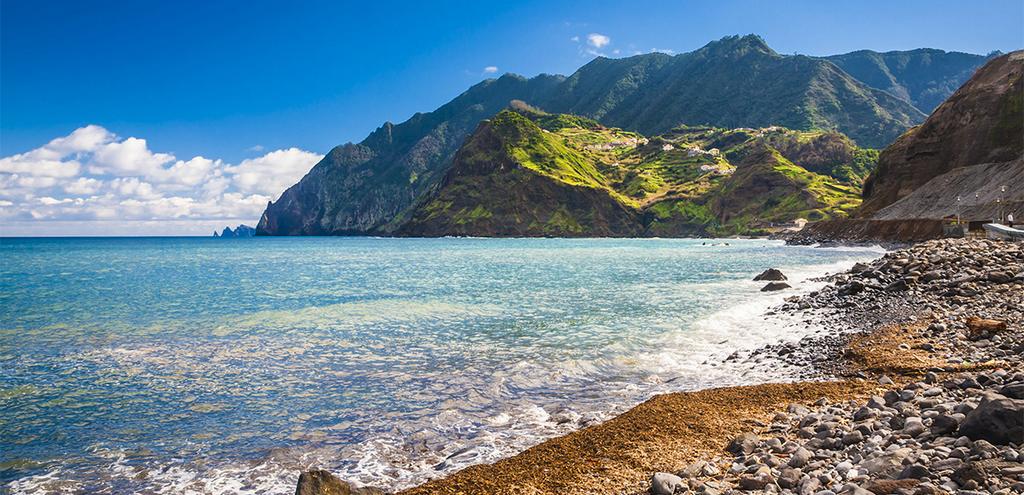 Hôtel Windsor 4* (excursions Joyaux de l'Atlantique incluses), Séjour Portugal, Madère, Île de Madère par Ôvoyages Hôtel Windsor 4* (excursions Joyaux de l'Atlantique incluses), Séjour Portugal, Madère, Île de Madère par Ôvoyages