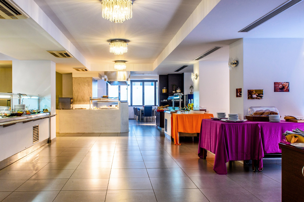 Hôtel & Suites Lagomandra Beach 4*, Séjour Grèce & ses îles, Thessalonique et sa région par Ôvoyages Hôtel & Suites Lagomandra Beach 4*, Séjour Grèce & ses îles, Thessalonique et sa région par Ôvoyages