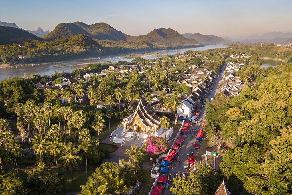 Circuit L'essentiel du Laos & Cambodge & Plage 4*/5*, Circuit Cambodge par Ôvoyages Circuit L'essentiel du Laos & Cambodge & Plage 4*/5*, Circuit Cambodge par Ôvoyages