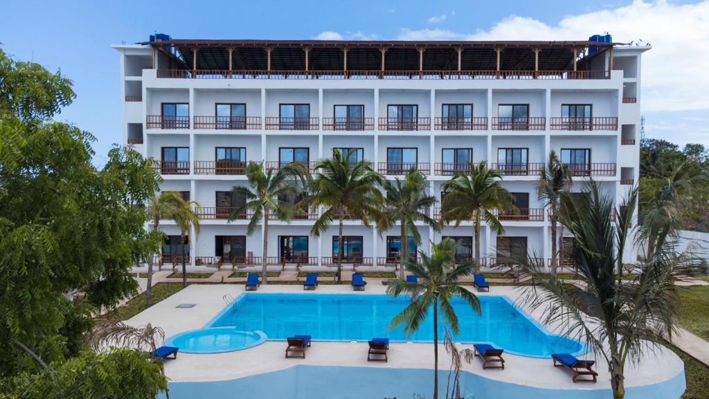 Hôtel Malika Nungwi 4* & Safari 2 Nuits, Séjour Tanzanie, Zanzibar par Ôvoyages Hôtel Malika Nungwi 4* & Safari 2 Nuits, Séjour Tanzanie, Zanzibar par Ôvoyages