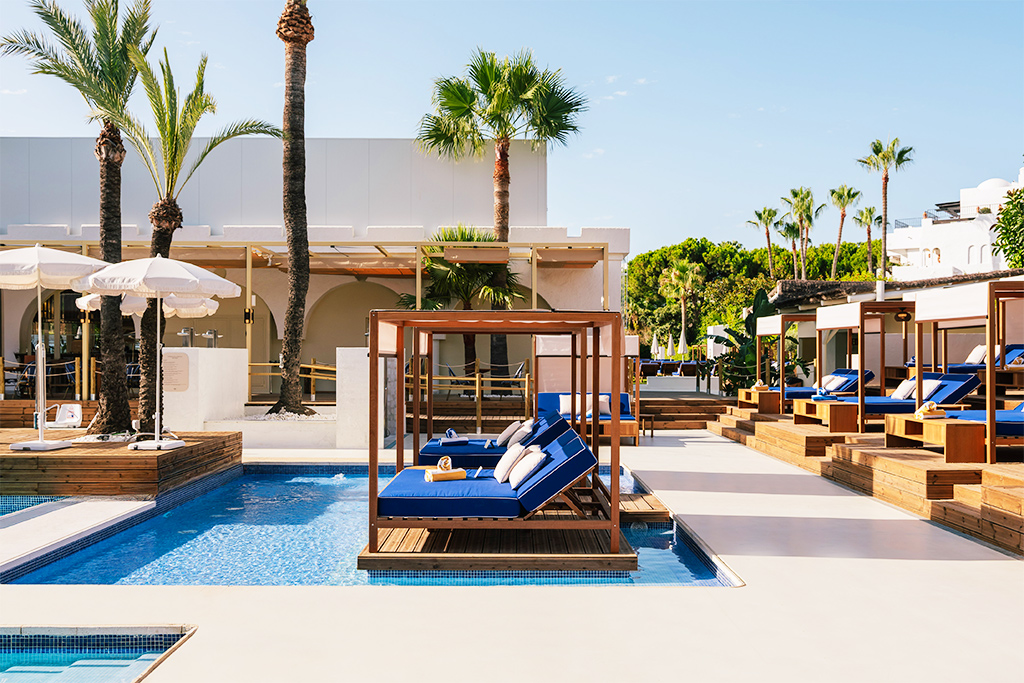 Hôtel Meliá Marbella Banus 4*, Séjour Espagne & ses îles, Andalousie, Malaga et sa région par Ôvoyages Hôtel Meliá Marbella Banus 4*, Séjour Espagne & ses îles, Andalousie, Malaga et sa région par Ôvoyages