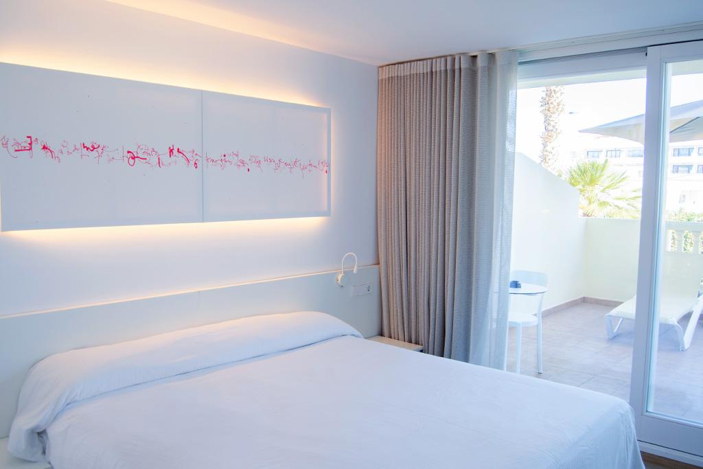 Hôtel Moon Dreams Paraiso - 3* Adult Only, Séjour Espagne & ses îles, Baléares, Ibiza par Ôvoyages Hôtel Moon Dreams Paraiso - 3* Adult Only, Séjour Espagne & ses îles, Baléares, Ibiza par Ôvoyages