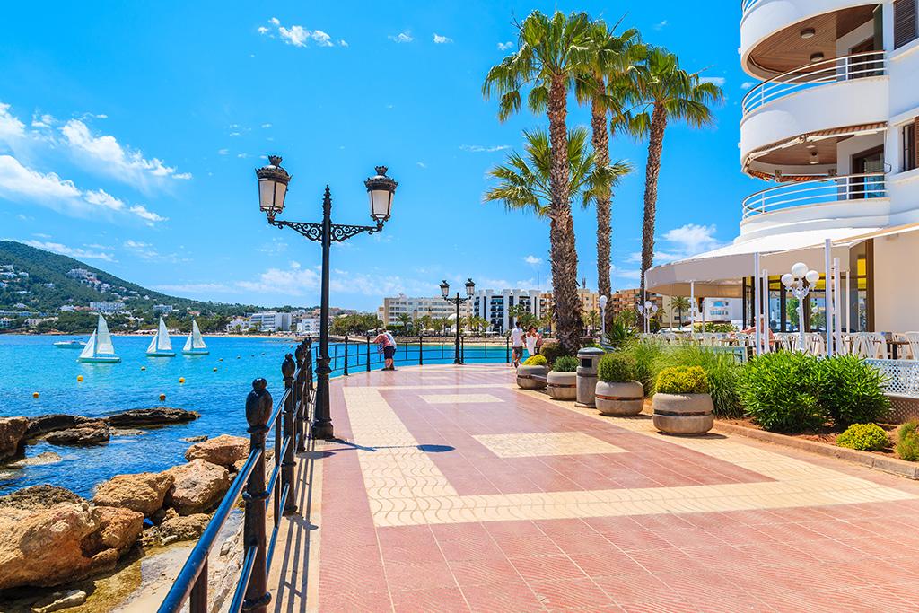 Hôtel Moon Dreams Paraiso - 3* Adult Only, Séjour Espagne & ses îles, Baléares, Ibiza par Ôvoyages Hôtel Moon Dreams Paraiso - 3* Adult Only, Séjour Espagne & ses îles, Baléares, Ibiza par Ôvoyages