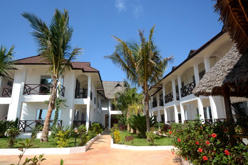 Tanzanie - Zanzibar - Ôclub Zen Sansi Kendwa Beach Resort 4* + Safari 2 Nuits