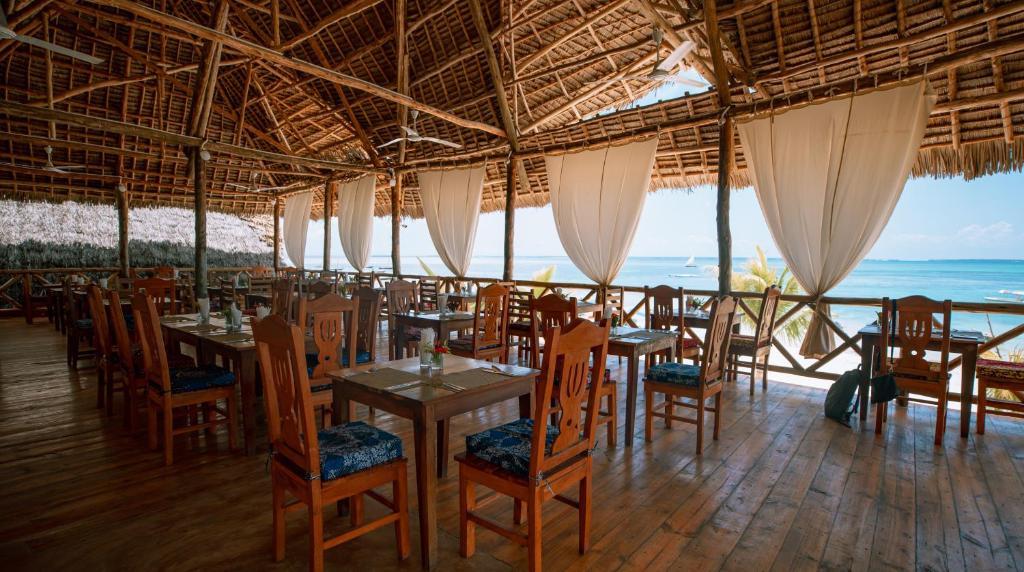 Tanzanie - Zanzibar - Ôclub Zen Sansi Kendwa Beach Resort 4* + Safari 1 Nuit