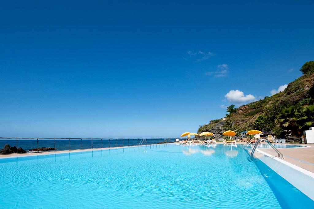 Hôtel Orca Praia 4* Adult Only +18, Séjour Portugal, Madère, Île de Madère par Ôvoyages Hôtel Orca Praia 4* Adult Only +18, Séjour Portugal, Madère, Île de Madère par Ôvoyages