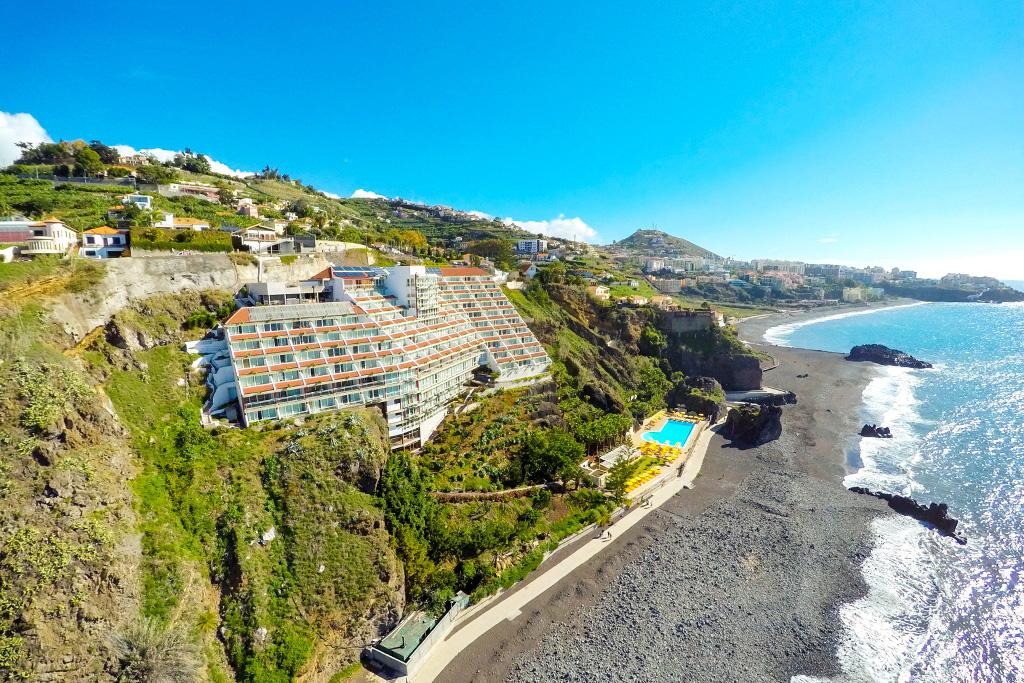 Hôtel Orca Praia 4* Adult Only +18, Séjour Portugal, Madère, Île de Madère par Ôvoyages Hôtel Orca Praia 4* Adult Only +18, Séjour Portugal, Madère, Île de Madère par Ôvoyages