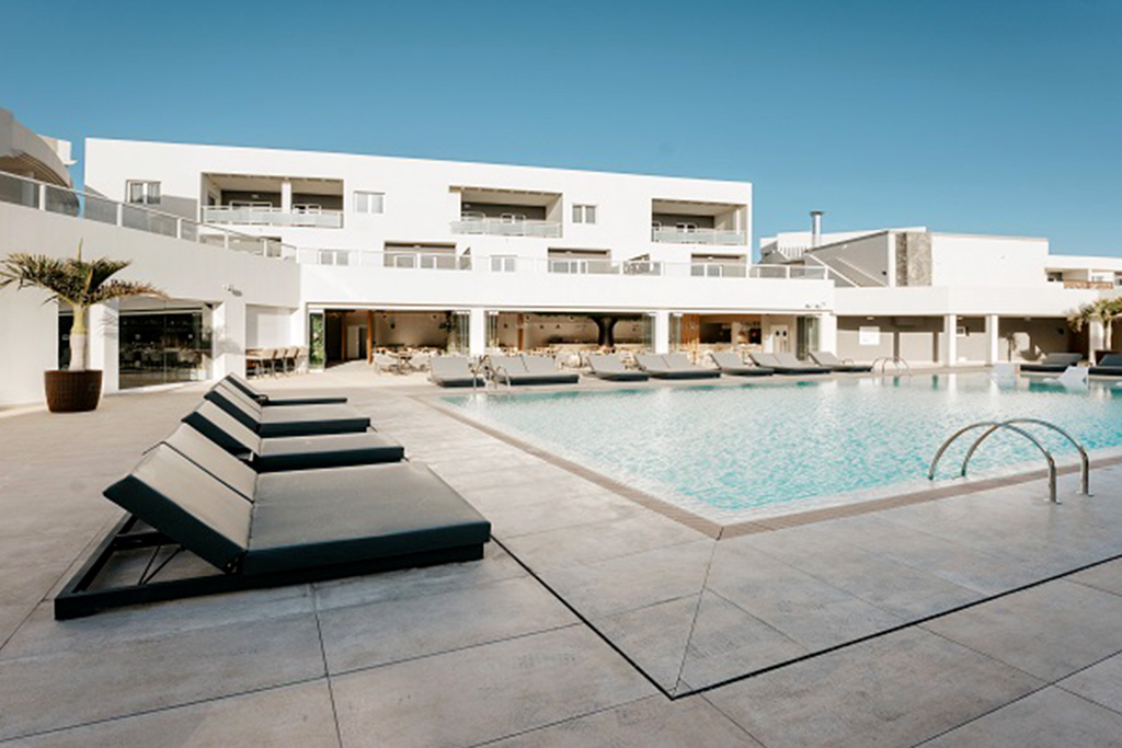 Hôtel R2 Higos Beach 3* by Ôvoyages, Séjour Espagne & ses îles, Canaries, Fuerteventura par Ôvoyages Hôtel R2 Higos Beach 3* by Ôvoyages, Séjour Espagne & ses îles, Canaries, Fuerteventura par Ôvoyages