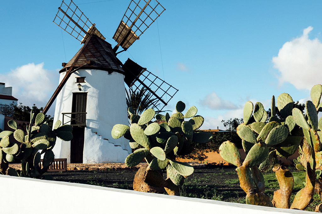Hôtel R2 Higos Beach 3* by Ôvoyages, Séjour Espagne & ses îles, Canaries, Fuerteventura par Ôvoyages Hôtel R2 Higos Beach 3* by Ôvoyages, Séjour Espagne & ses îles, Canaries, Fuerteventura par Ôvoyages