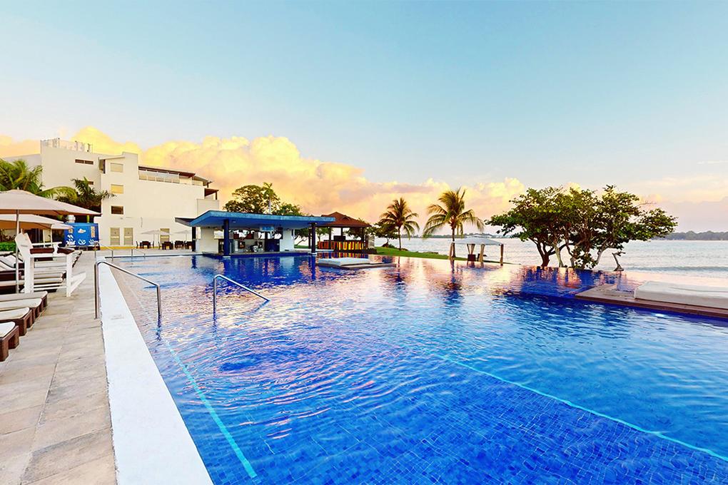 Jamaïque - Hôtel Royalton Negril Resort 5*