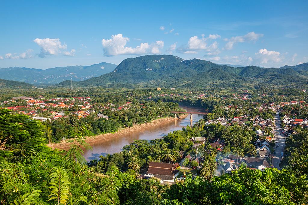 Circuit Secrets du Laos & du Cambodge & Plage 4*/5*, Circuit Cambodge par Ôvoyages Circuit Secrets du Laos & du Cambodge & Plage 4*/5*, Circuit Cambodge par Ôvoyages