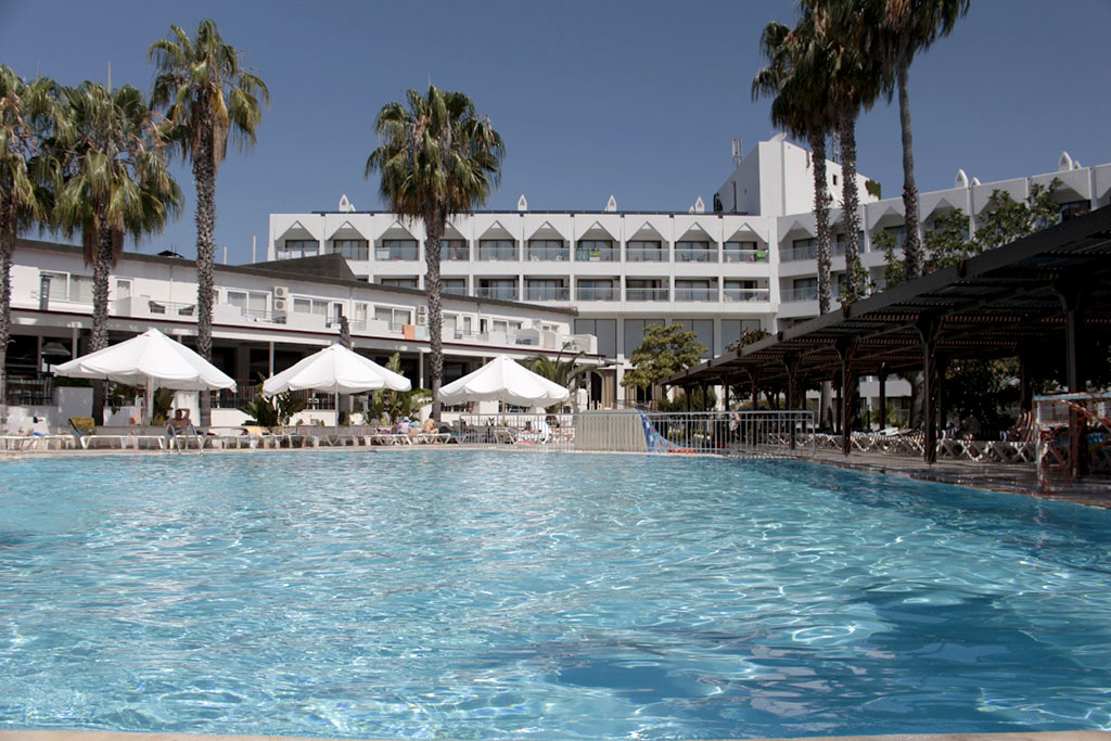 Smart club Serra Park Hotel 4*