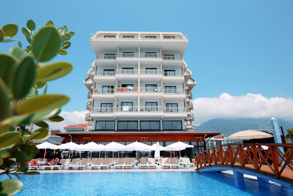 Smart club Sey Beach Hotel & Spa 4*