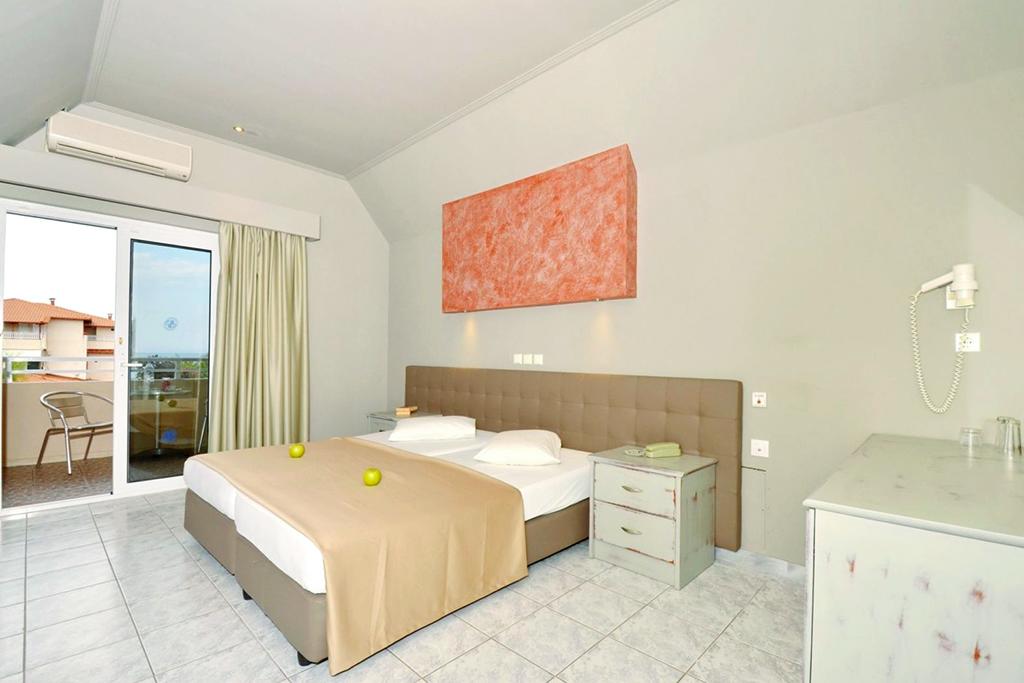 Hôtel Sousouras Hotel Halkidiki 3*, Séjour Grèce & ses îles, Thessalonique et sa région par Ôvoyages Hôtel Sousouras Hotel Halkidiki 3*, Séjour Grèce & ses îles, Thessalonique et sa région par Ôvoyages