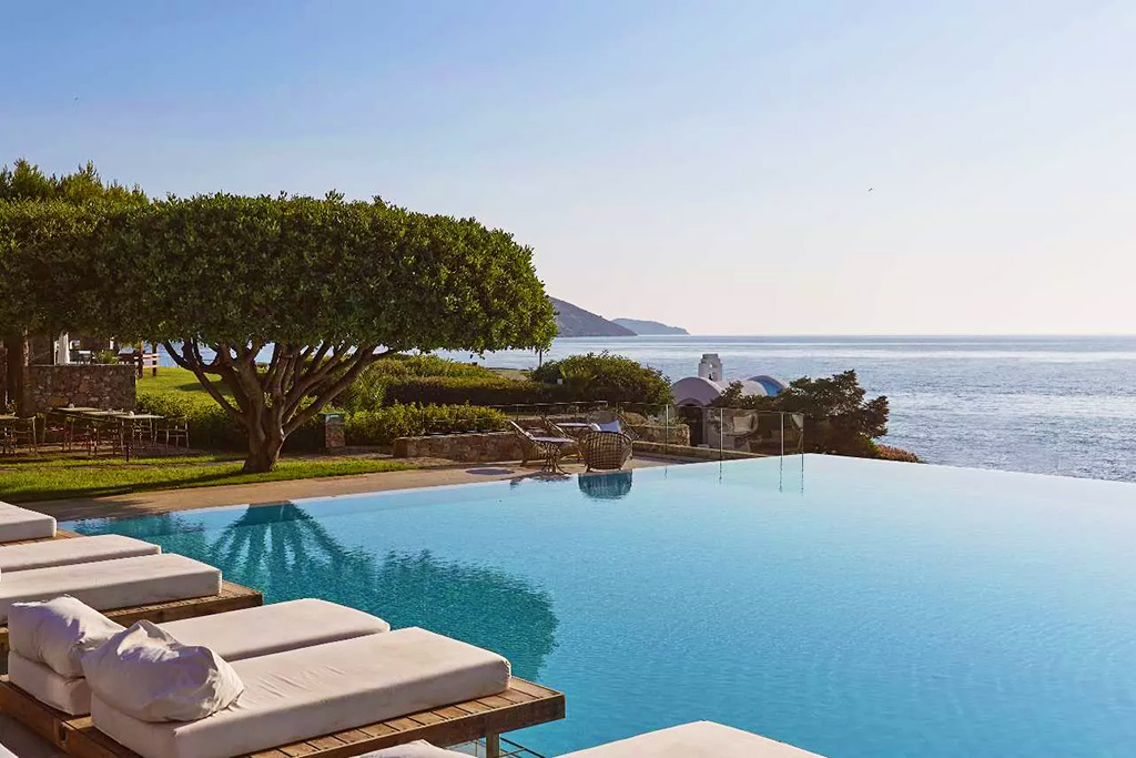 St. Nicolas Bay Resort & Villas 5*