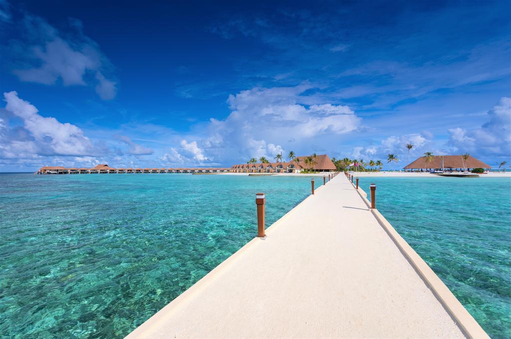 Hotel Velifushi Maldives By Cinnamon 5*