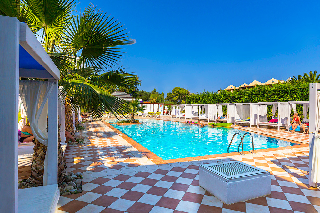 Zeus Hotels Ydoria Resort 4*