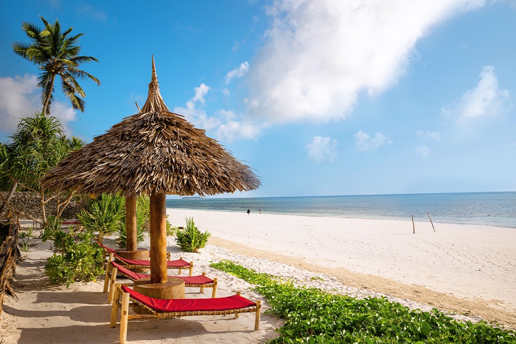 Tanzanie - Zanzibar - Hôtel AHG Sun Bay Mlilile 4* by Ôvoyages + Safari 2 nuits