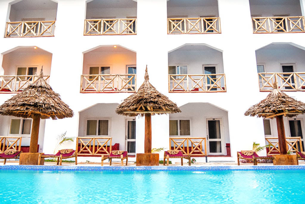 Tanzanie - Zanzibar - Hôtel AHG Sun Bay Mlilile 4* by Ôvoyages + Safari 1 nuit