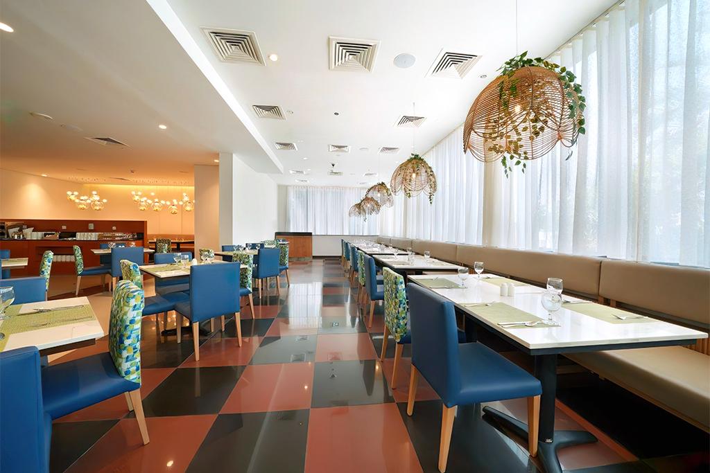 Hôtel Arabian Park Dubai, an Edge by Rotana 3* by Ôvoyages, Séjour Emirats Arabes Unis, Dubaï par Ôvoyages Hôtel Arabian Park Dubai, an Edge by Rotana 3* by Ôvoyages, Séjour Emirats Arabes Unis, Dubaï par Ôvoyages