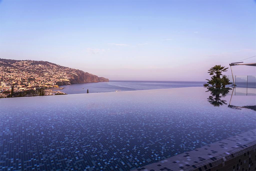 Hôtel Savoy Palace 5*, Séjour Portugal, Madère, Île de Madère par Ôvoyages Hôtel Savoy Palace 5*, Séjour Portugal, Madère, Île de Madère par Ôvoyages