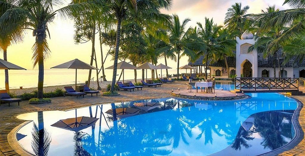 Combiné Ôclub Experience Sultan Sands Island Resort & Spa & Saadani Safari 1 nuit 4* et 5*